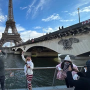 Paris: 1-Hour Seine Cruise departing from the Eiffel Tower