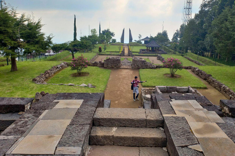From Yogyakarta: Sukuh and Cetho Temple Private Tour