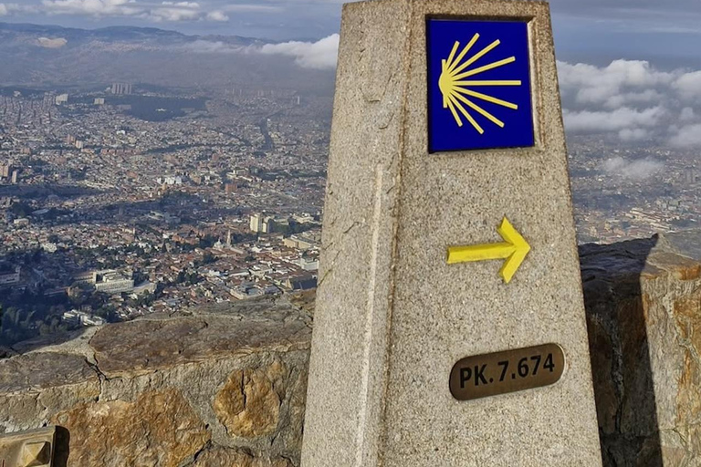 Bogotá: Small-Group Monserrate Sunrise Hike with Local