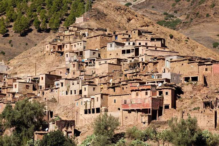 Agadir: Atlas Mountains Cross Berber Villages Tour