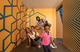 Eintrittskarte für das Museum der Illusionen Amsterdam