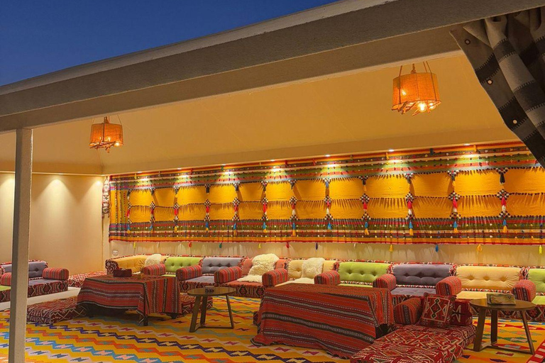 Doha: Guided Tour in Qatari Style at Al Majles Resort