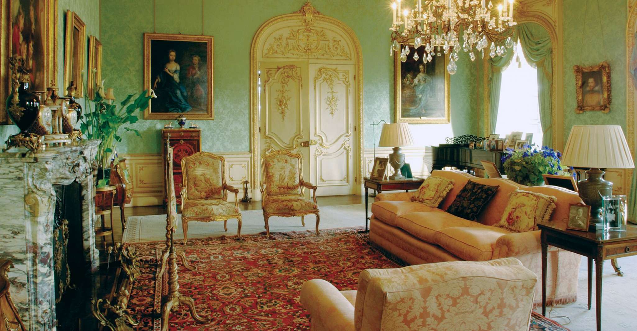 From London, Day Trip to Downton Abbey, Oxford and Bampton - Housity