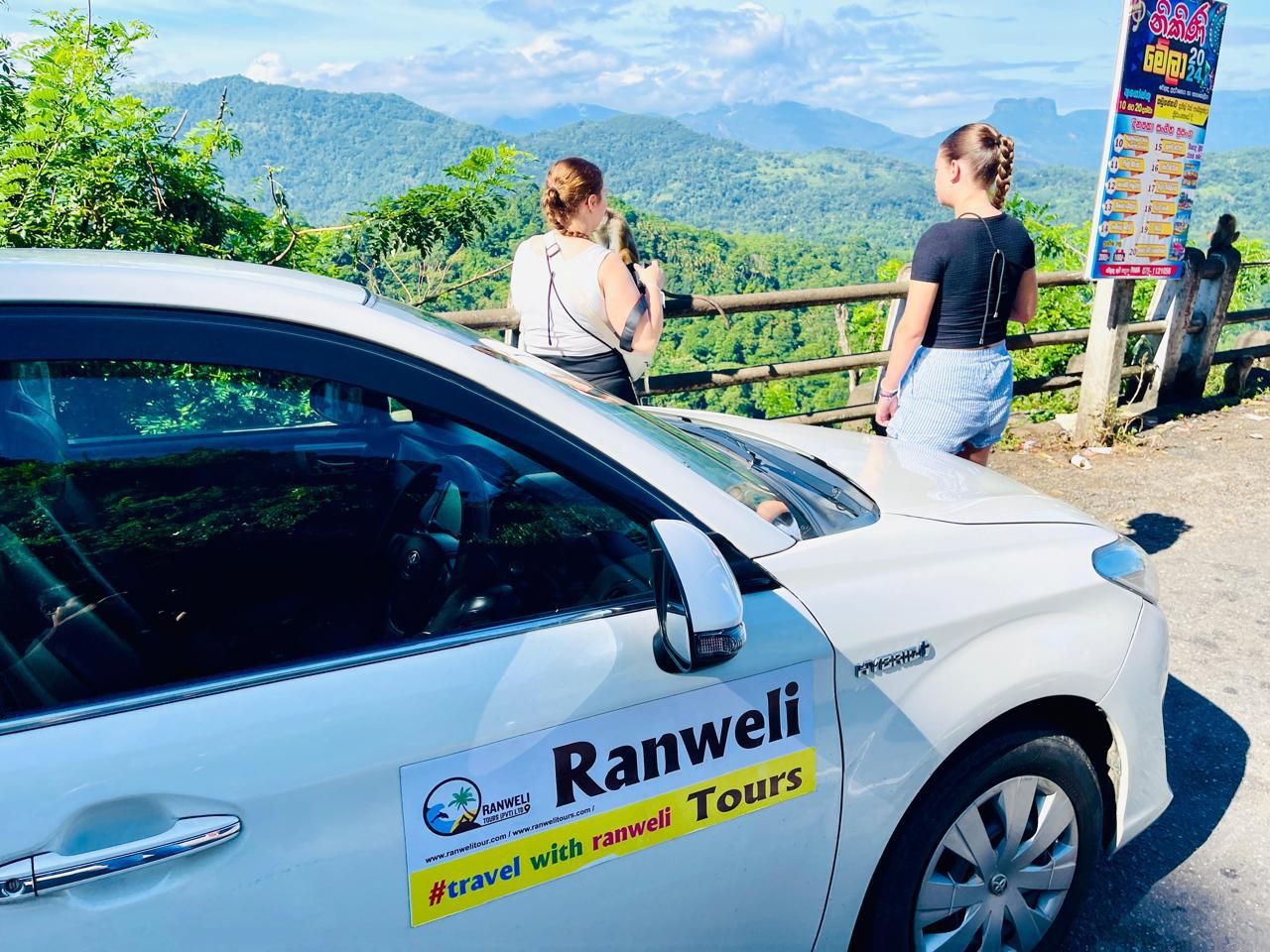Ambuluwawa Tour : Von Kandy aus mit Besuch der Teefabrik