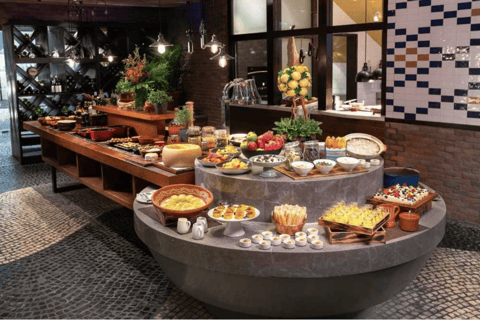 Macau: Tromba Rija & Macau Tower Observatory Access Lunch Buffet (Weekdays)