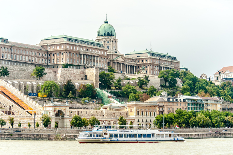 Budapest: Daytime Hop-on Hop-off Cruise with Welcome Drink Budapest: Daytime Hop - on Cruise