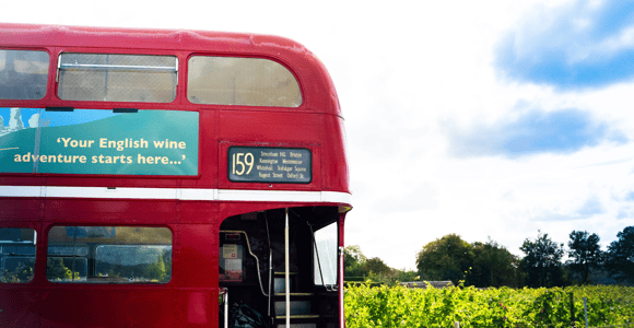Von Brighton aus: Sussex-Weintour im Oldtimer-Bus mit Mittagessen