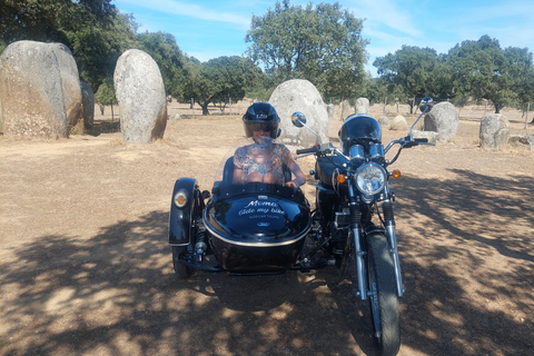 Circuit mégalithique et médiéval en side-car Évora