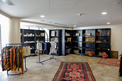 Baku: Eastern Bazaar Guided Tour