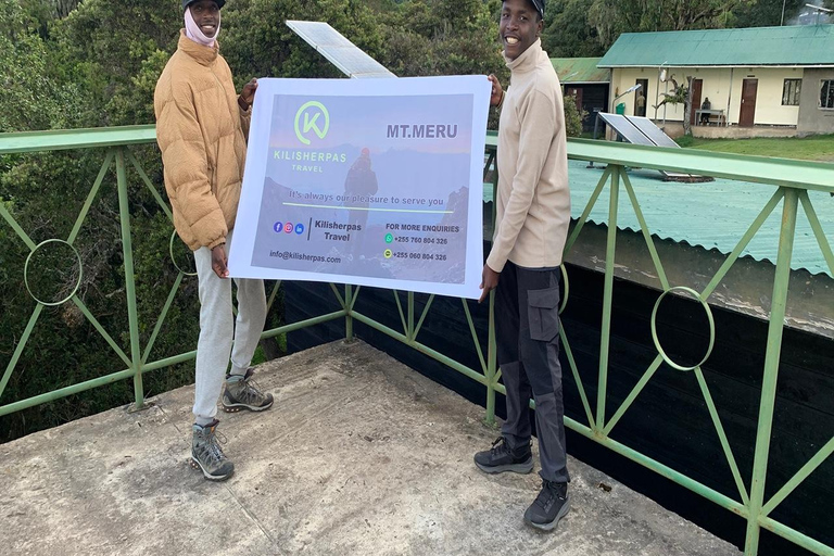 Arusha: Mount Meru 3-Tages-Besteigung mit UnterkunftArusha: 4-tägige Besteigung des Mount Meru mit Unterkunft