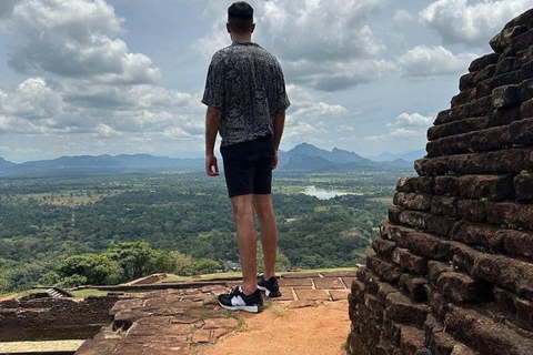 Kandy : Sigiriya Private Luxury Car Experience Heritage Tour Sigiriya, Dambulla & Village Cooking Private Tour