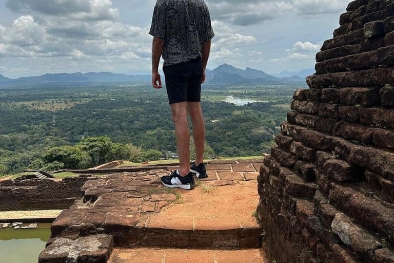 Kandy : Sigiriya Private Luxury Car Experience Heritage Tour Sigiriya, Dambulla & Village Cooking Private Tour