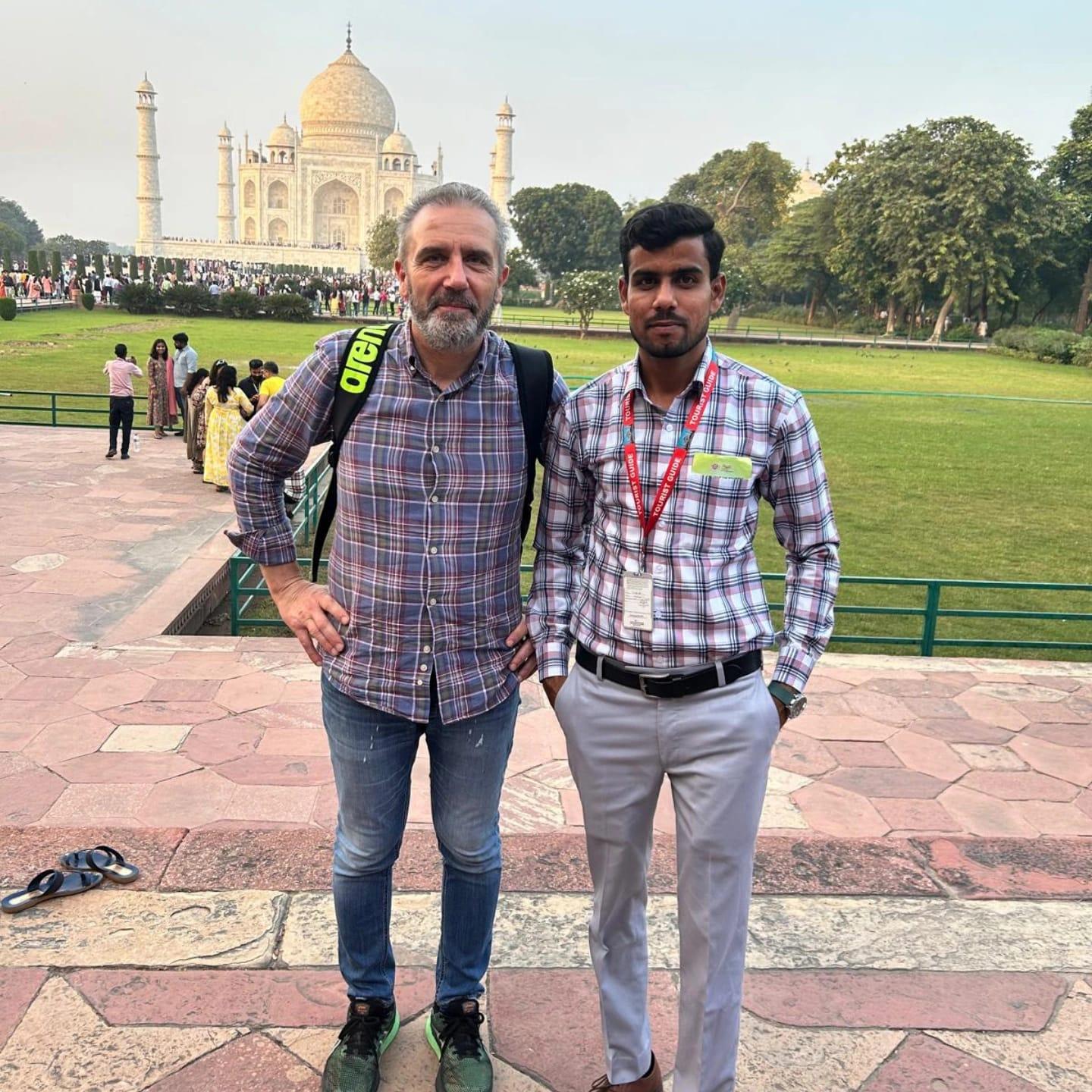 Taj Mahal und Agra: Ganztägige Städtetour ab Delhi – alles inklusive