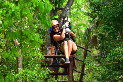 Cancun: Wycieczka adrenalinowa z przejażdżką ATV, tyrolkami i cenotą