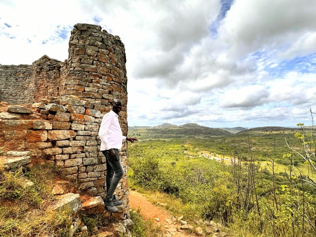 Great Zimbabwe: The World's View Historical Site !!