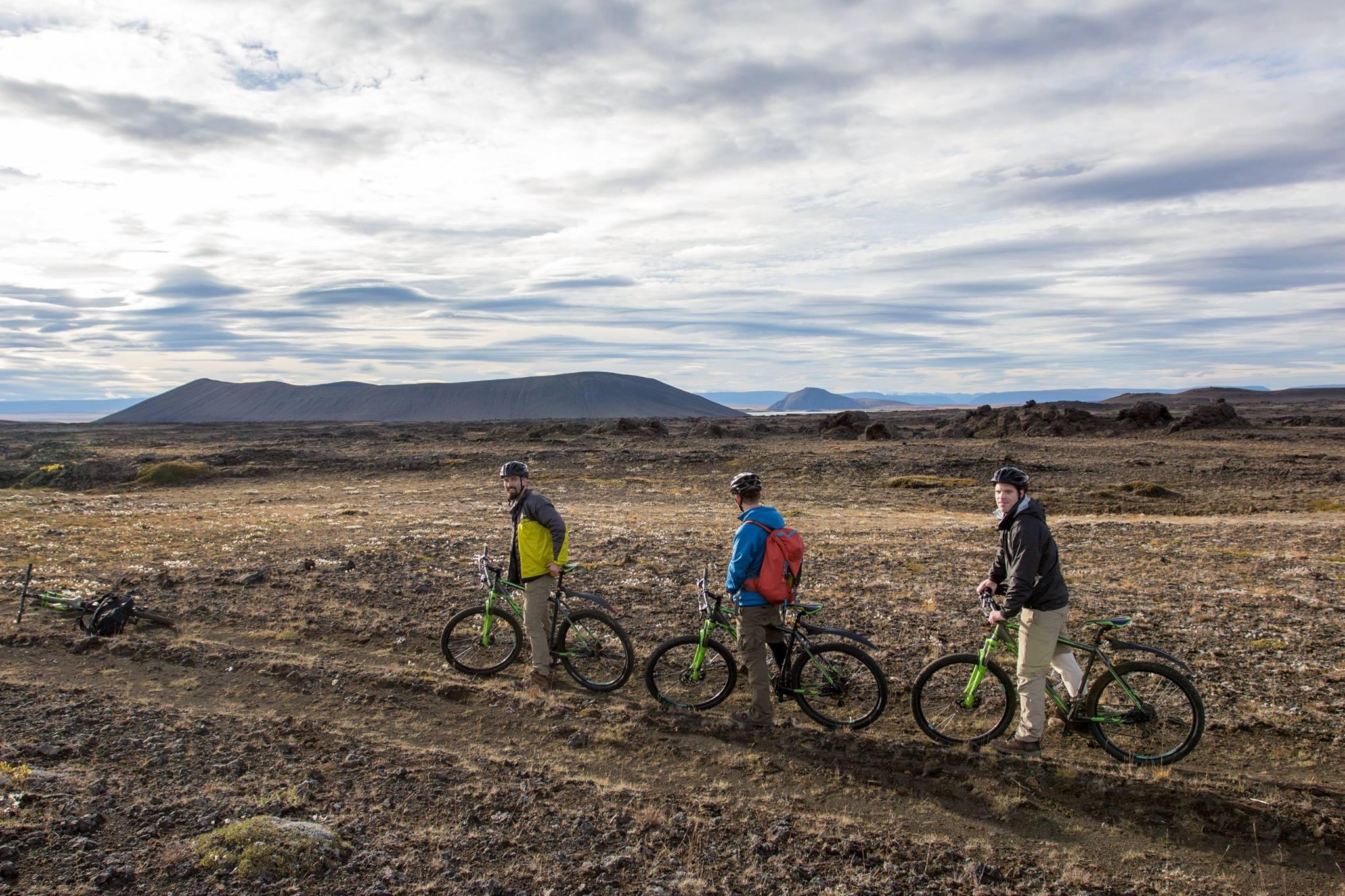 Reykjahlíð: Radtour zu den Naturbädern von Mývatn mit Eintrittskarte