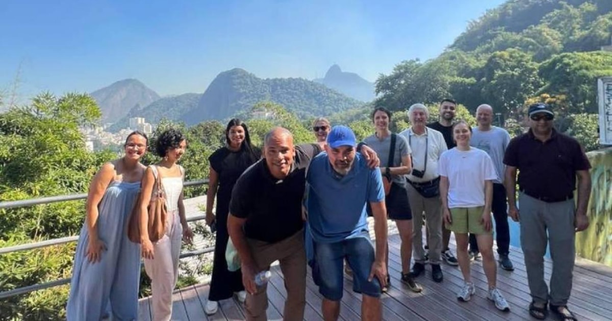 Rio de Janeiro: Solar-Powered Favela Guided Walking Tour | GetYourGuide