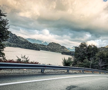 Bariloche: San Martín de los Andes by 7 lakes