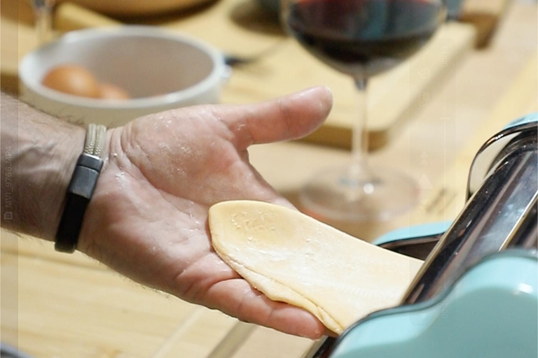 Valencia: Fresh Pasta Workshop at an Italian Chef's Home