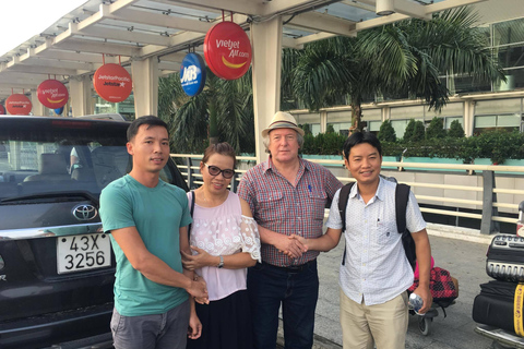 Aluguel de carro de um dia em Danang com motorista que fala inglêsDanang One Day Aluguel de carro com motorista que fala inglês