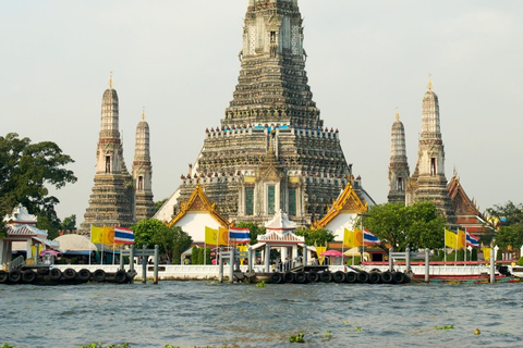 Grand Palace, Wat Pho, Wat Arun, and old Markets Tour