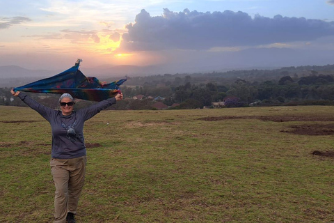 Arusha: Panoramic Sunset View with Food OptionsPanoramic Sunset View with Hot Picnic Style Meal