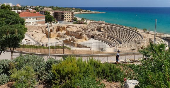 Tarragona Walking Tour: Roman history and medieval secrets