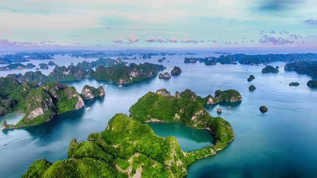 Halong bay full day tour from Hanoi - Cruise luxury 5 star