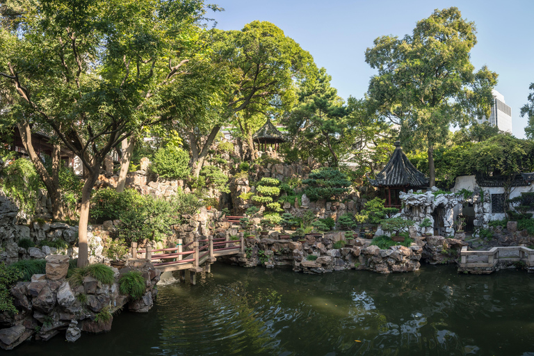 Shanghai: Yu Garden Ticket + English Audio Guide