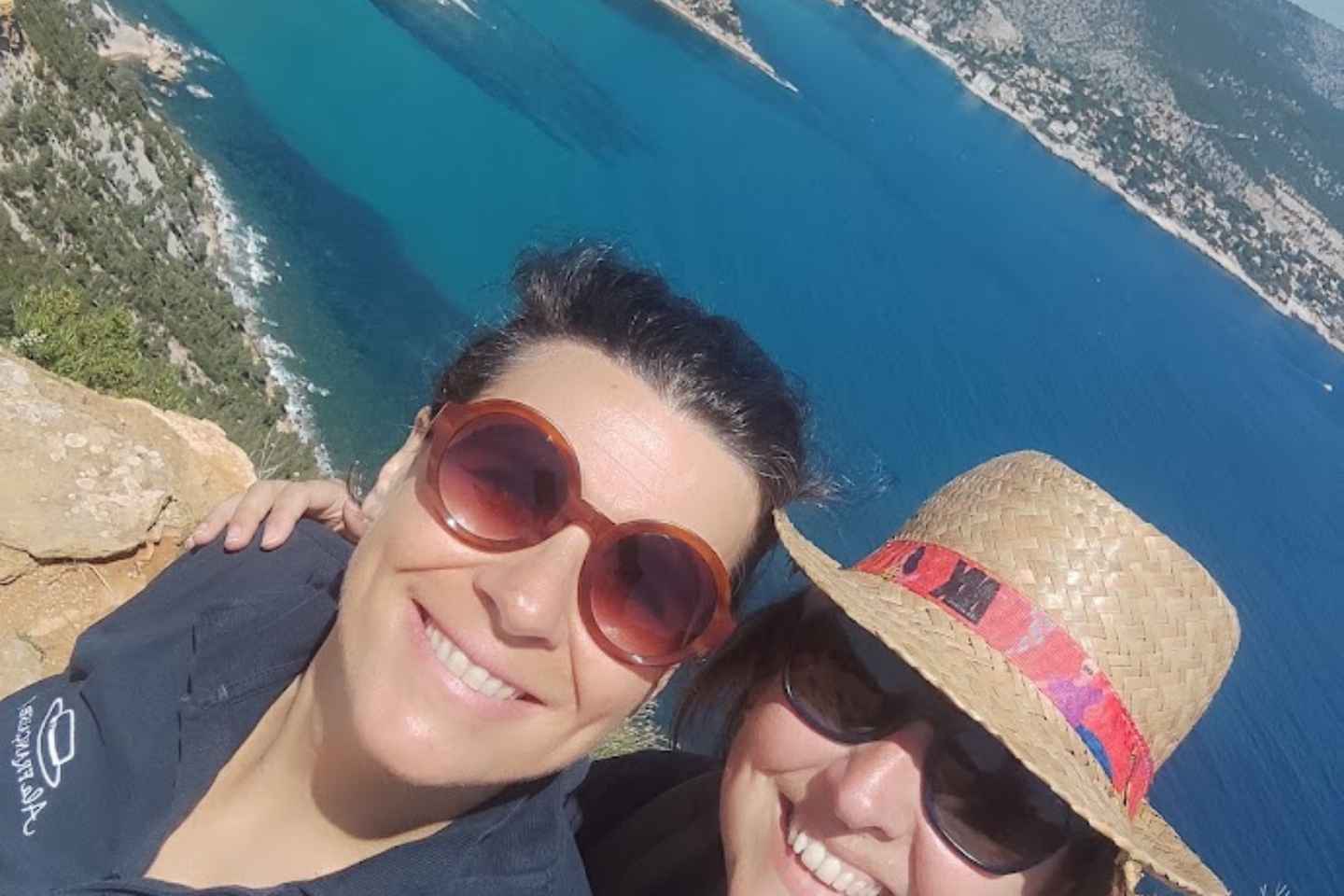 From Marseille: Cassis & Aix-en-Provence Full-Day Tour