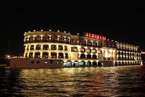 Asuán: Excursión Privada de 4 Días por Egipto con Crucero por el Nilo, GloboBarco de lujo