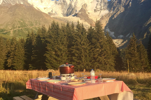 Chamonix Mont Blanc: Private 4x4 outing and dinner at high altitude Chamonix Mont Blanc: Private 4x4 Trip and Dinner at High Altitude