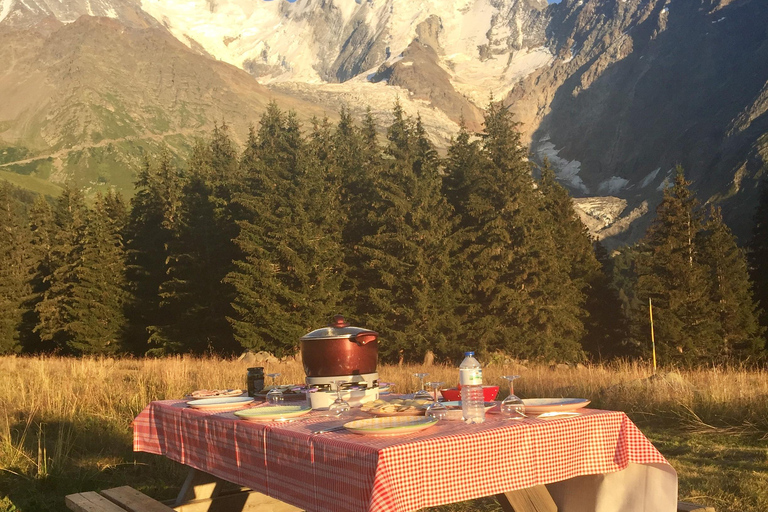 Chamonix Mont Blanc: Private 4x4 outing and dinner at high altitude Chamonix Mont Blanc: Private 4x4 Trip and Dinner at High Altitude