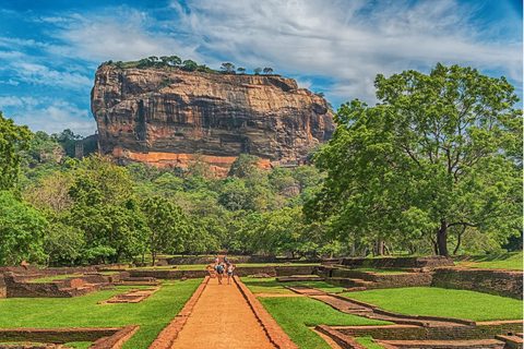 Sri Lanka Most Affordable Taxi Service – USD 0.5 per km 1 km Private Taxi Package – Additional Distance USD 0.50/km