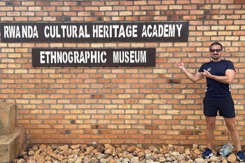 Kigali: Tour cultural por el palacio real, el museo y el memorial.Kigali: Visita cultural al palacio real, el museo y el memorial