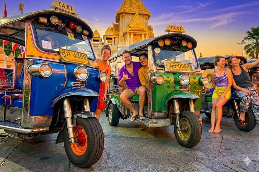 Bangkok: Tuk-Tuk-Abenteuer Chinatown, Michelin-Essen & Tempel. Foto: GetYourGuide