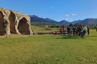 Avellino: Archeo-Tour to Avella with local product tasting