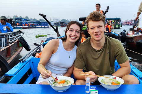 Can Tho: Cai Rang Floating Market from Ho Chi Minh city Small Group Experience (Maximum 6 People)