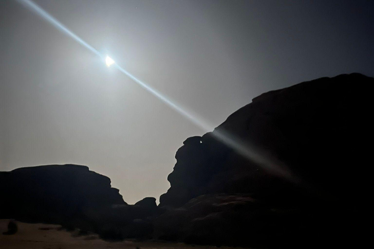 Wadi Rum: One Day One Night Private Jeep Tour with Bedouin Wadi Rum: Private 4x4 Tour with Bedouin Meal and Overnight …