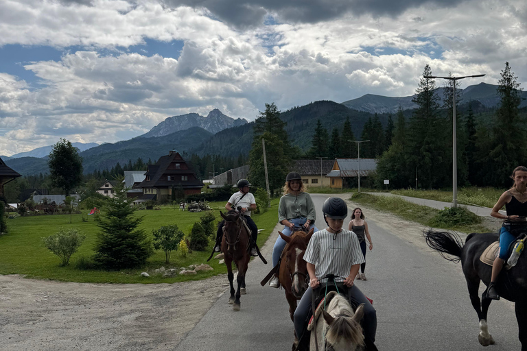 Kraków: Zakopane Horse ride & Thermal Baths Day Trip