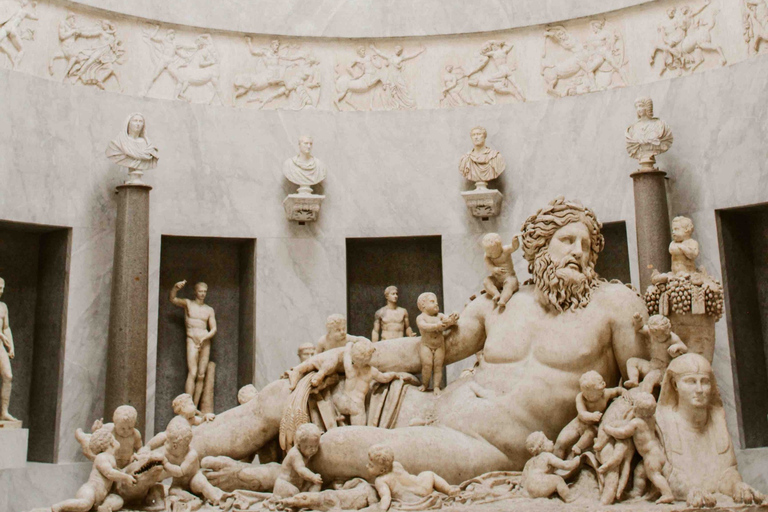 Rome: Vatican, Sistine Chapel, and St Peter's Guided Tour Private Tour: Vatican Museums, Sistine Chapel & St. Peter's