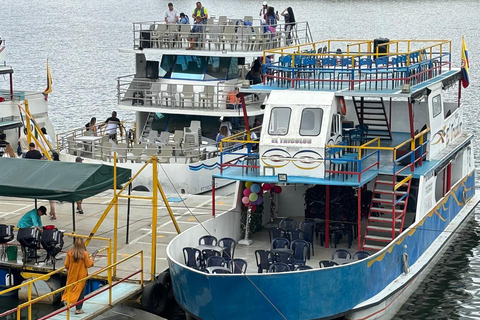 Tour Guatapé con visita a Granja de las Llamas y las Alpacas