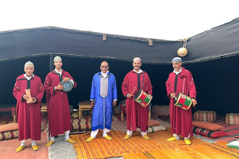 Marraquexe: Jantar espetáculo no deserto de Agafay com camelos e pôr do sol