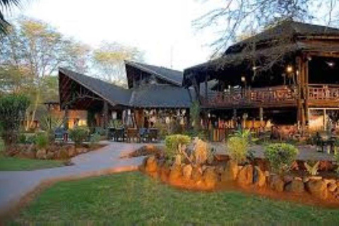 Nairobi: Amboseli National Park Day Tour with Lunch Amboseli National Park Day Trip with lunch private tour.