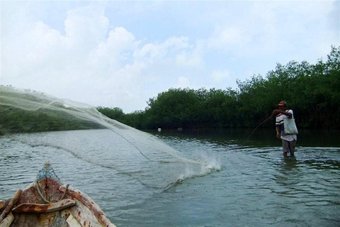 Cartagena: La Boquilla Fishing Village Tour with Cooking
