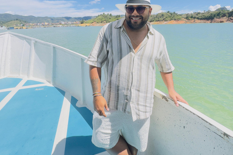 ميديلين: جولة إلى غواتابي وبينول والقارب، مع الغداء والإفطار