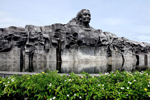 Hoi An: Bil till Tam Thanh Mural Village - Mother Thu Monument