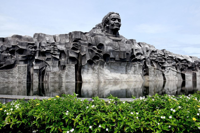 Hoi An: Bil till Tam Thanh Mural Village - Mother Thu Monument