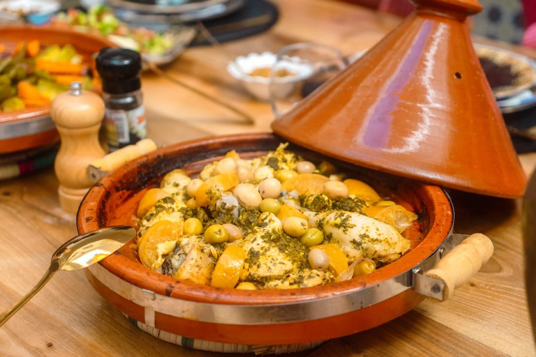 Matlagningskurs i marockansk mat med en lokal kock i Marrakech