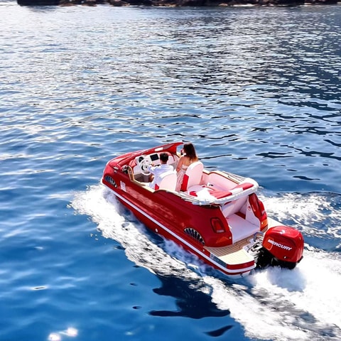 Taormina: Dolcevita Boat Tour Isola Bella en Baia di Mazzarò